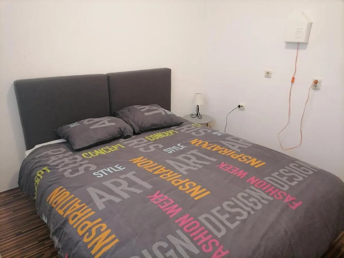Plankit Family Apartment - Old Town Zadar Croatia